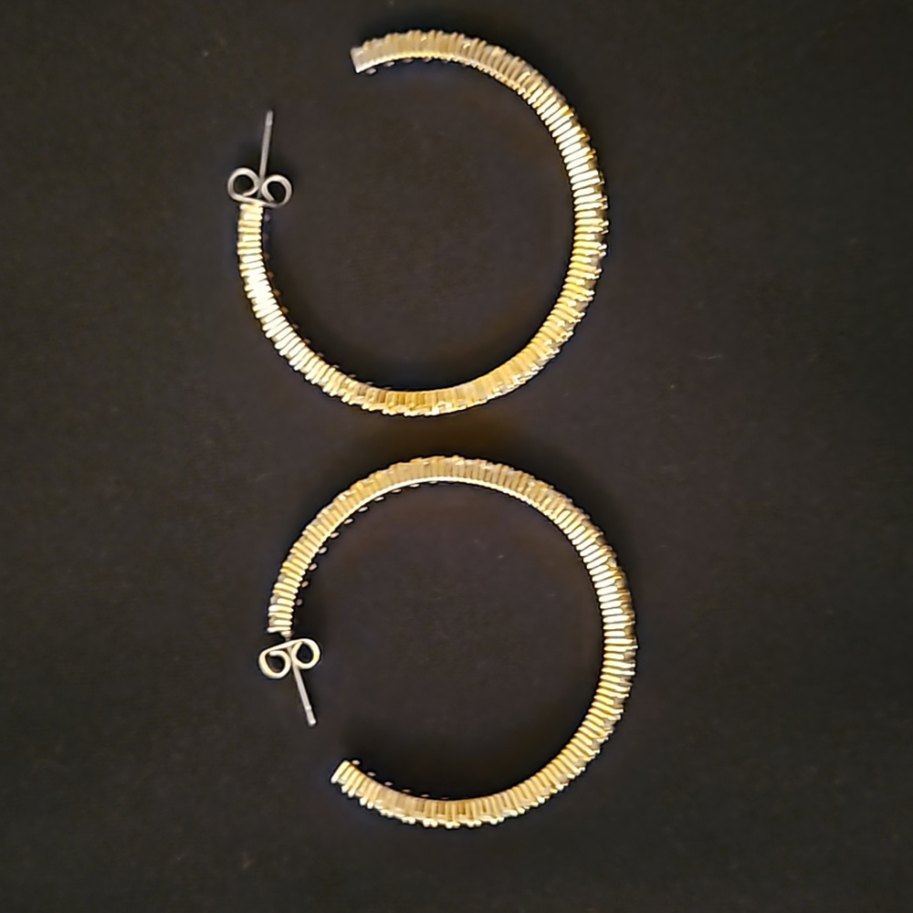 BRILLIANT ETTIKA DAINTY MARQUISE SHAPED CUBIC ZIRCONIA NWT - Picture 4 of 7